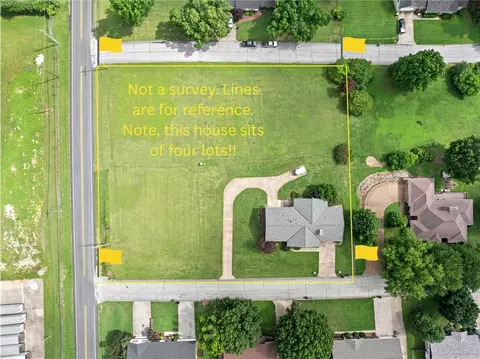 View/Area - 104 W Watts St, Harrison, AR 72601 photo 1 of 8