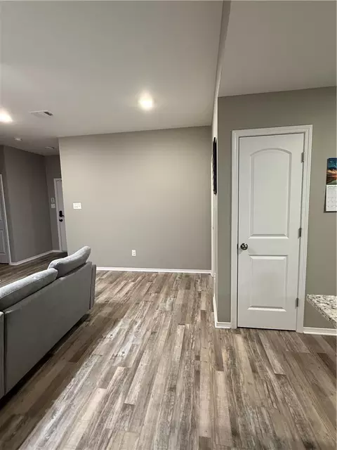 507 E Mississippi St, Beebe, AR 72012 photo 3