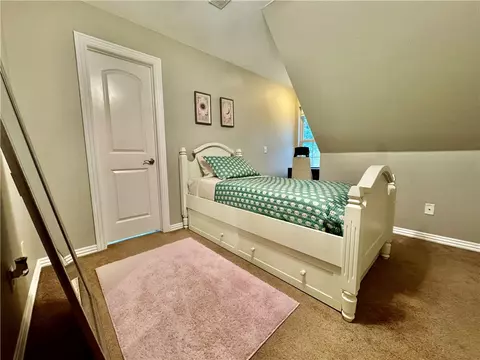 Bedroom - 1513 Counts Dr, Springdale, AR 72764 photo 12 of 12