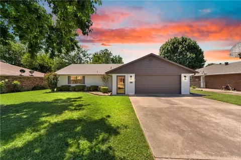 1508 SE S St, Bentonville, AR 72712