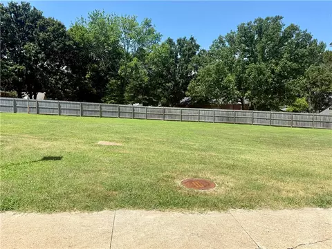 115 Harbor Cir, Russellville, AR 72802