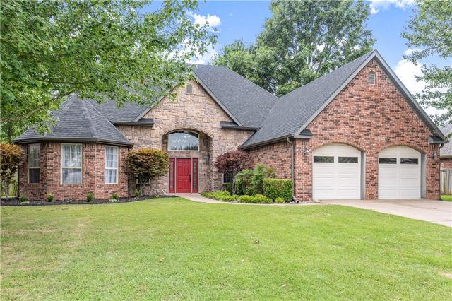 501 Steele Dr, Bentonville, AR 72712