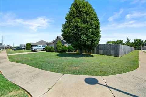 331 Violet St, Centerton, AR 72719 photo 18
