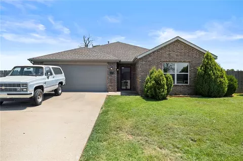 331 Violet St, Centerton, AR 72719 photo 2
