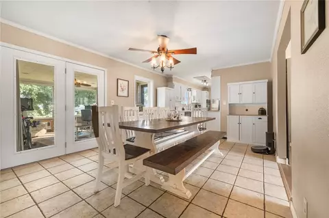 Dining - 18 Mimosa Dr, Harrison, AR 72601 photo 3 of 3