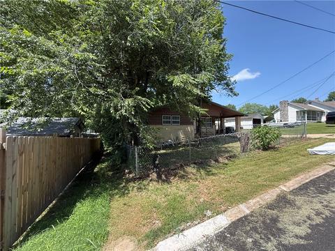 103 E College Ave, Harrison, AR 72601 photo 5