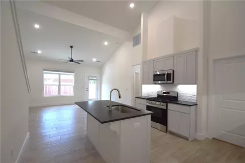 674 Sun Meadows Loop, Centerton, AR 72719 photo 5