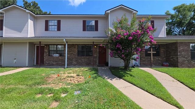 1407 E O St, Russellville, AR 72801