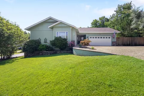 26 Everleigh Dr, Bella Vista, AR 72715