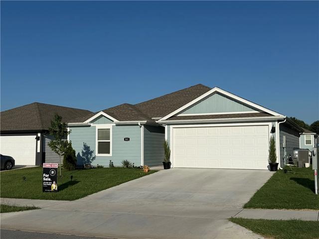 301 NW Granny Smith St, Gentry, AR 72734