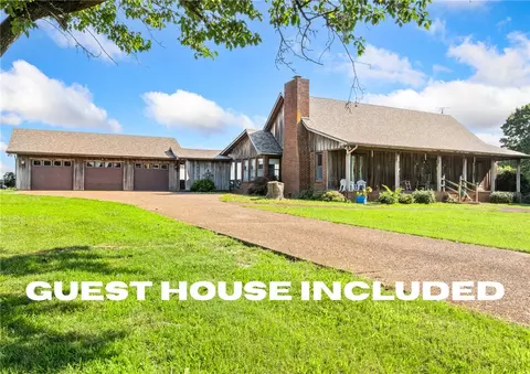 318 Friends Rd, Western Grove, AR 72685