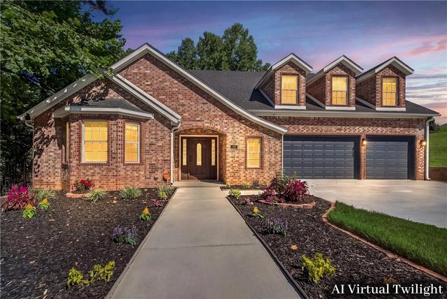 4103 NE Kensington Ave, Bentonville, AR 72712