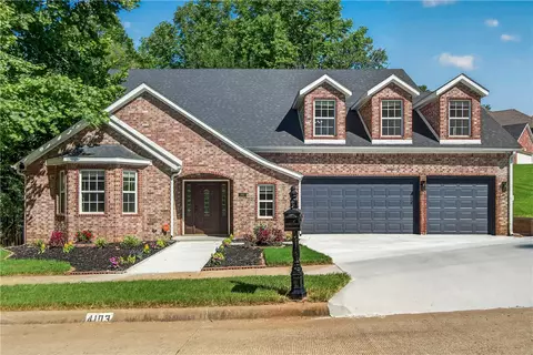 4103 NE Kensington Ave, Bentonville, AR 72712