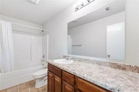 Bath - 305 E Glendale Ln, Rogers, AR 72758 photo 1 of 1