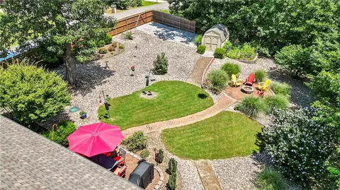 23 Plymouth Dr, Bella Vista, AR 72715