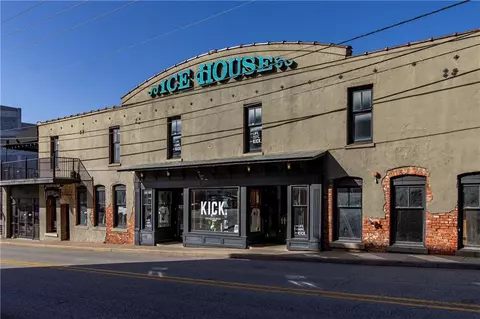 339 N West Ave #207, Fayetteville, AR 72701