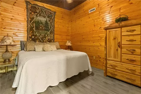 Bedroom - 488 Nc 3990, Jasper, AR 72641 photo 1 of 6