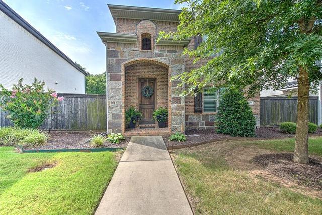 550 N Salem Rd, Fayetteville, AR 72704