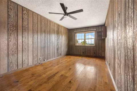 Bedroom - 113 Brewer St, Harrison, AR 72601 photo 1 of 4