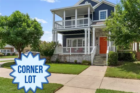 535 N Tennyson Ln, Fayetteville, AR 72704