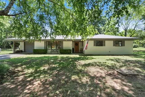 3210 E Skillern Rd, Fayetteville, AR 72703