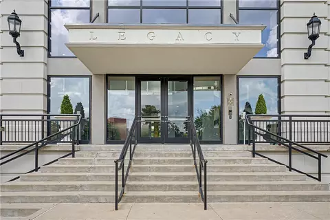 401 Watson St #508, Fayetteville, AR 72701