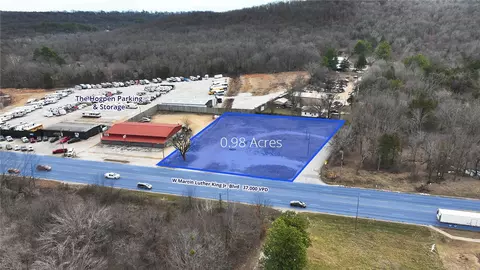 3675 W Martin Luther King Jr Blvd, Fayetteville, AR 72704