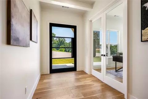 Entry Way - 8913 Anew Rd, Rogers, AR 72756 photo 1 of 1