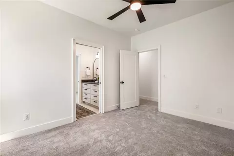 Bedroom - 8913 Anew Rd, Rogers, AR 72756 photo 6 of 8