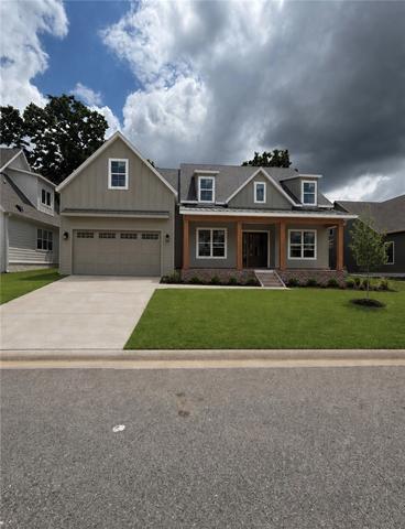 2066 N Dutton Pl, Fayetteville, AR 72703