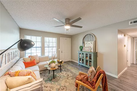 Living - 1211 Walnut Pl, Elkins, AR 72727 photo 2 of 2