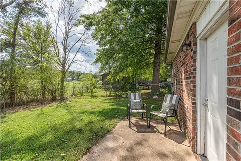 Exterior - 1211 Walnut Pl, Elkins, AR 72727 photo 3 of 4