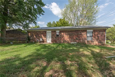 Exterior - 1211 Walnut Pl, Elkins, AR 72727 photo 4 of 4