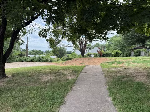 8 Ocoee Cv, Harrison, AR 72601 photo 4