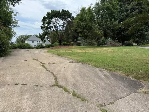 8 Ocoee Cv, Harrison, AR 72601 photo 5