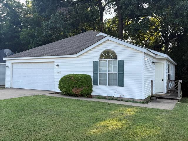 1301 Cresent St, Bentonville, AR 72712