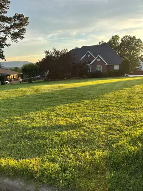 330 Treaty Line, Russellville, AR 72802