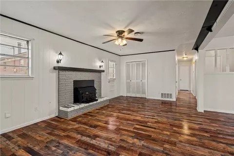 Living - 6700 S 6th St, Fort Smith, AR 72908 photo 3 of 5