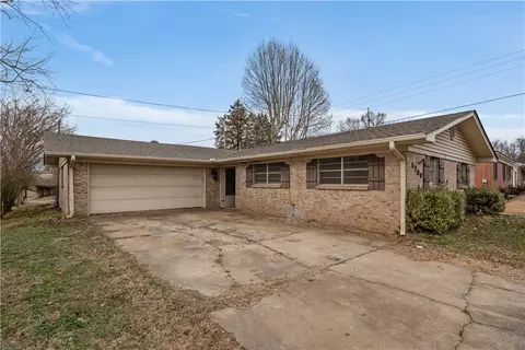 Exterior - 6700 S 6th St, Fort Smith, AR 72908 photo 2 of 2