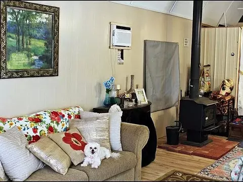 Living - 3673 Grassy Gap Rd, Harrison, AR 72601 photo 1 of 1