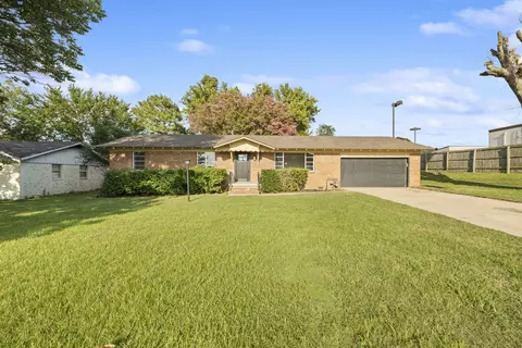 Exterior - 2415 64th St, Fort Smith, AR 72903 photo 2 of 9