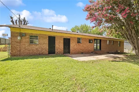 Exterior - 2415 64th St, Fort Smith, AR 72903 photo 5 of 9