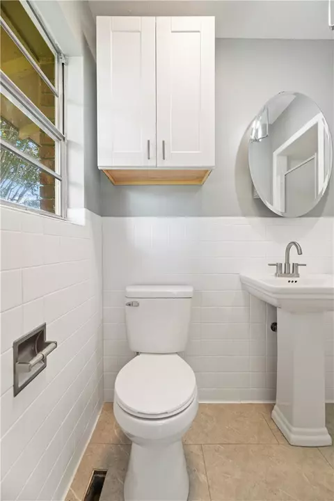 Bath - 2415 64th St, Fort Smith, AR 72903 photo 4 of 5