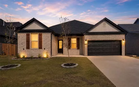 7008 SW High Meadow Blvd, Bentonville, AR 72713