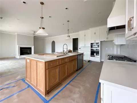 Kitchen - 6583 County Ave, Springdale, AR 72762 photo 3 of 3
