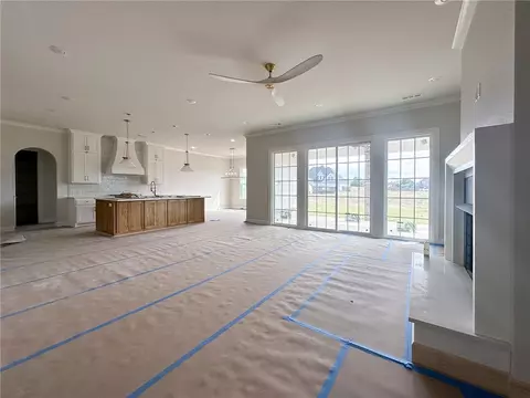 Living - 6583 County Ave, Springdale, AR 72762 photo 2 of 4