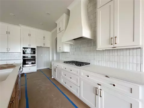 Kitchen - 6583 County Ave, Springdale, AR 72762 photo 2 of 3
