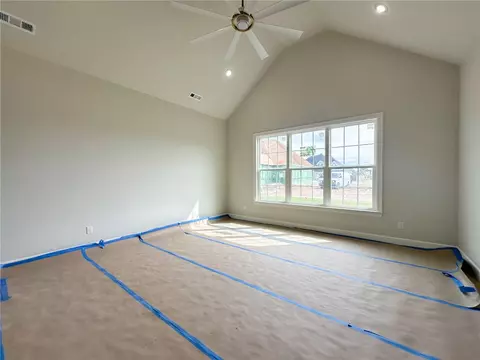 Living - 6583 County Ave, Springdale, AR 72762 photo 3 of 4