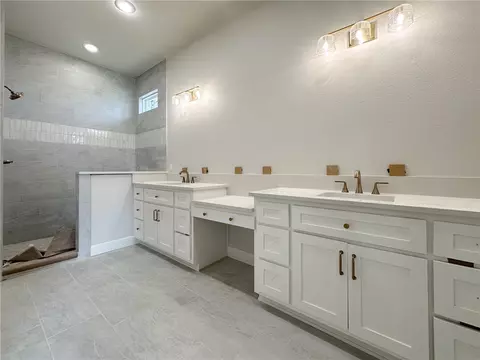 Bath - 6583 County Ave, Springdale, AR 72762 photo 1 of 5