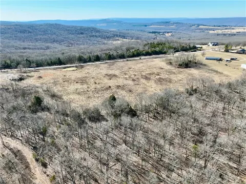 19190 Strickler Rd, West Fork, AR 72774 photo 2